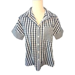 Women's Black and White Checkered Button Shirt Small